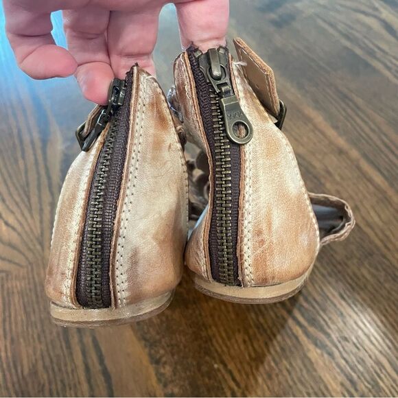 ROAN by Bed Stu Kaliope Leather Sandals Bone White Strappy Sandals - Picture 8 of 10